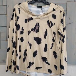 Chic Loose-Fit Animal Print Top
